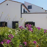 Casa Do Vale Cabo 3*