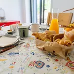 Casa Do Vale Cabo بيت ضيافة Olival