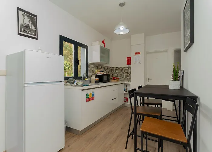 Casa Do Vale Cabo 게스트하우스 3*